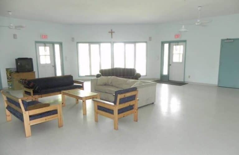 Rentals 3 Commons Room